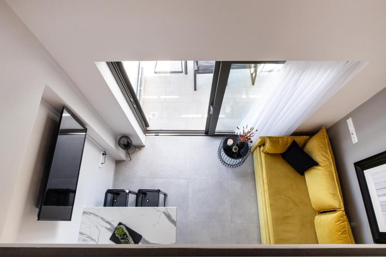 Above Blue Maisonettes Grey Diamond Nikiana Exterior foto